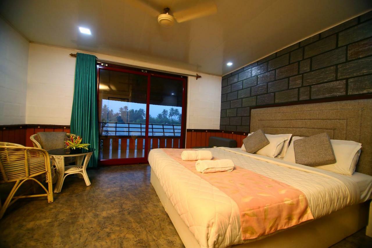 Green Palace Ayurveda Resort, Alleppey Alappuzha Dış mekan fotoğraf